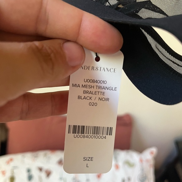 Mac Wireless Unlined Mesh Bralette - Picture 3 of 4